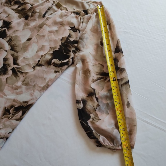 CALVIN KLEIN WOMEN’S SIZE XS FLORAL LINED LIGHTWEIGHT CLASSY BLOUSE. - Picture 9 of 12